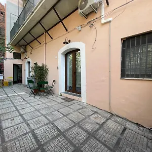 https://cortiletto-dell-odeon.sicilyhotelsitaly.net